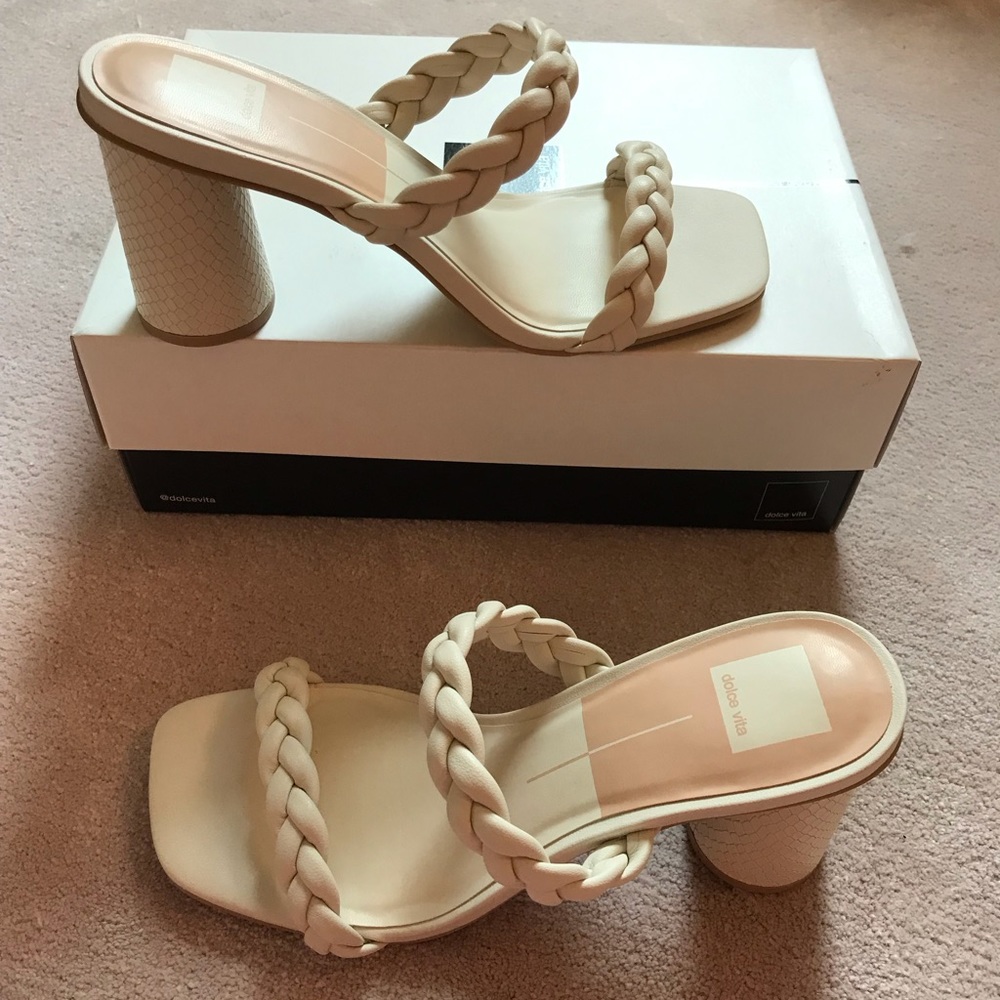 Dolce Vita Nairi Sandals NWT
